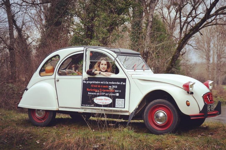Une 2cv repensée en CV original , c’est le concept insolite de Jeanne !