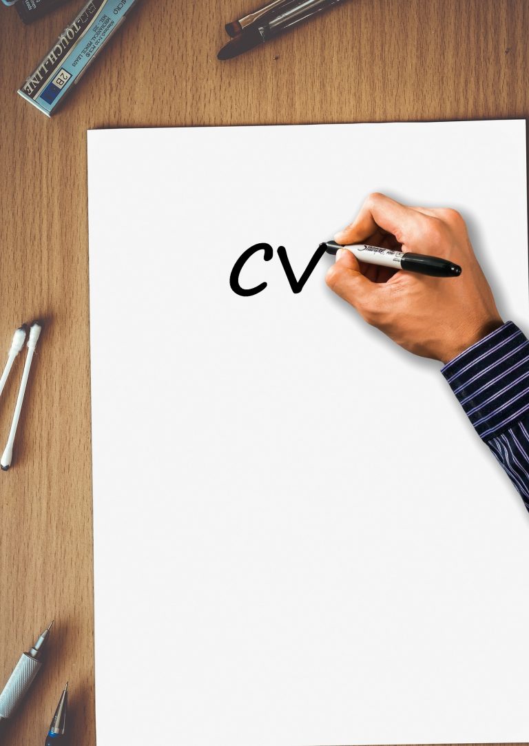 3 façons de présenter votre CV traditionnel